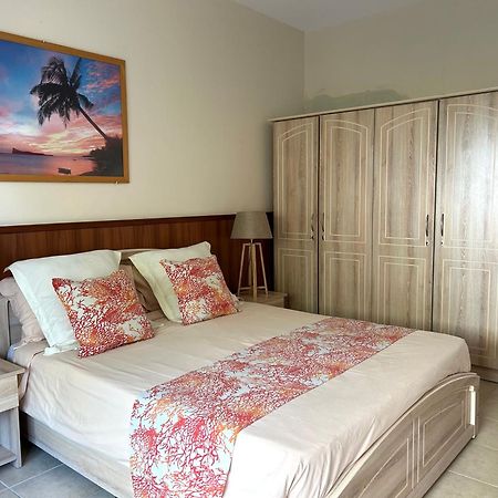 Blue Beryl Guest House Blue Bay Exterior foto